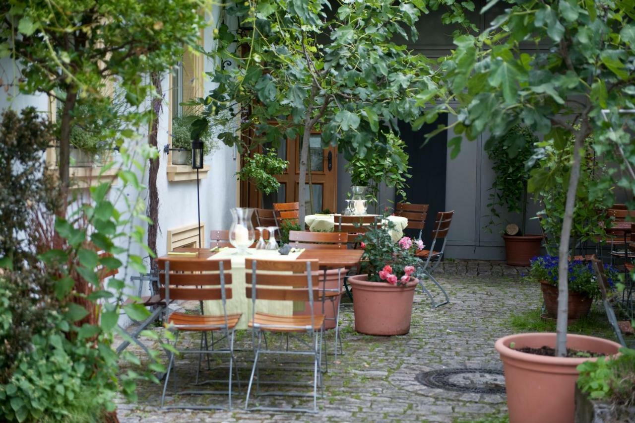 Gasthaus Zur Sonne Nordheim am Main Exteriör bild